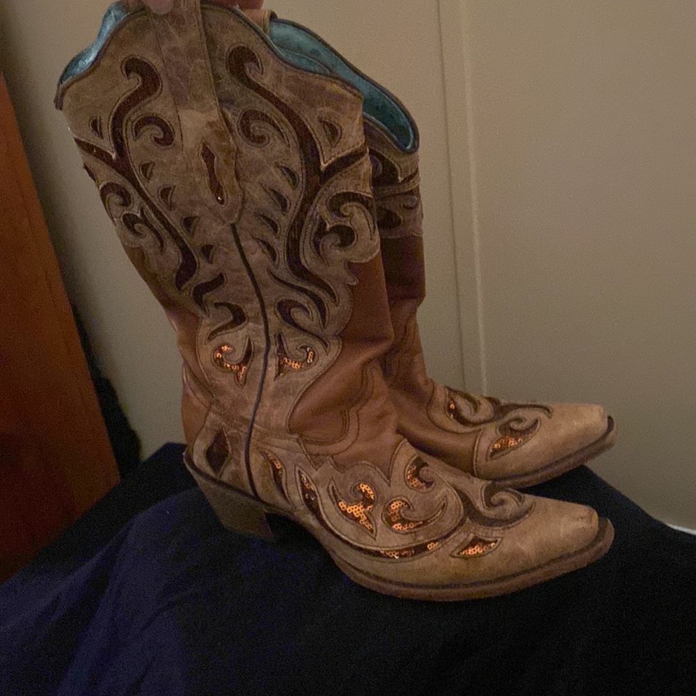 Corral boutique style boots - Picture 3 of 4